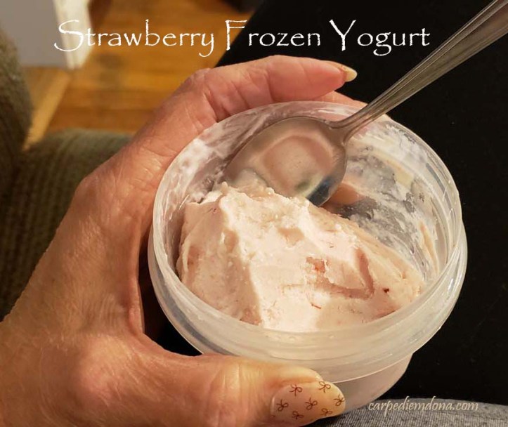 stawberry frozen yogurt